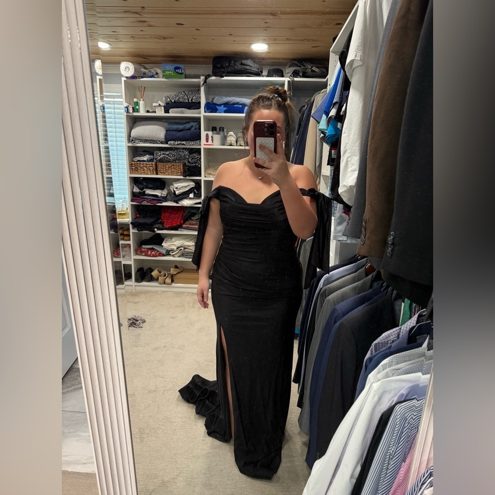 Chic Black Maxi Dress - Picture 4 of 5